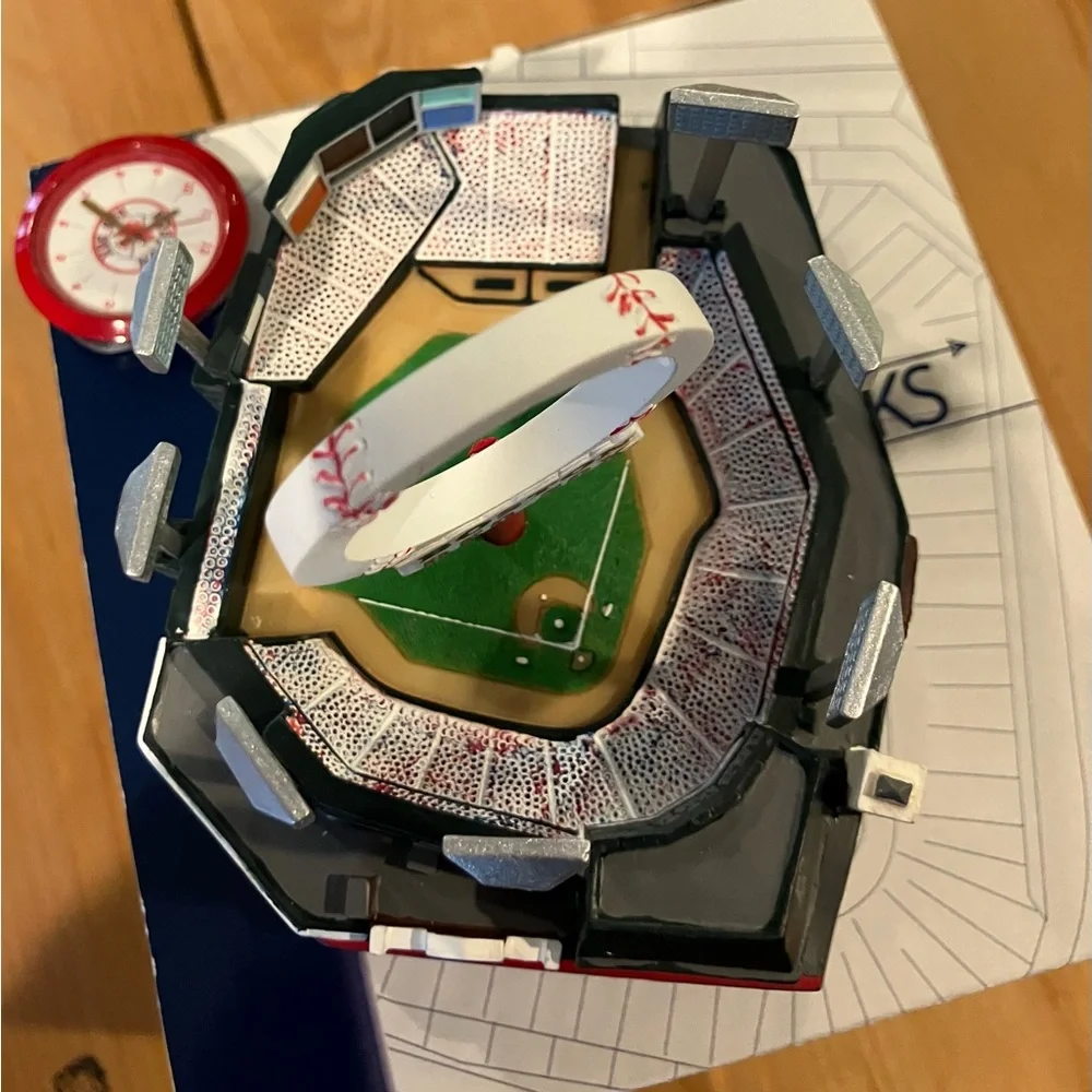 NEW Forever Collectibles Boston Red Socks Fenway Park Stadium Clock